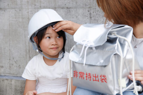 子育て家庭に必要な防災グッズ32選|今日からできるアクションも紹介